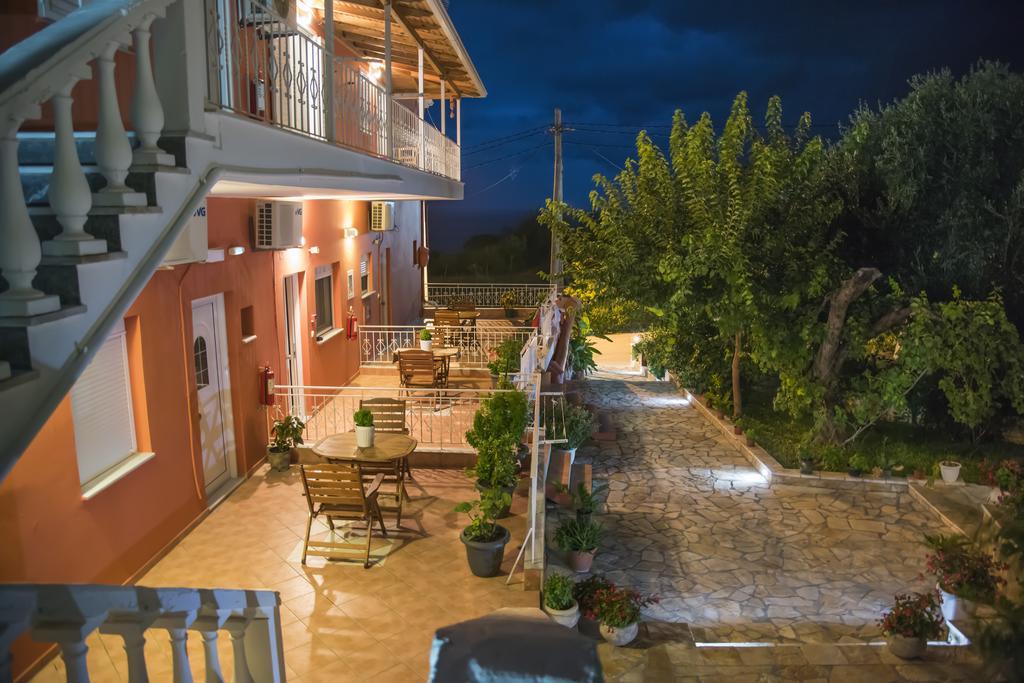 Studios Konstantina Lygia  Exterior foto